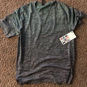 Seawheeze Lululemon men’s metal vent tech ss XL